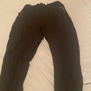 Comfortable cute joggers never worn